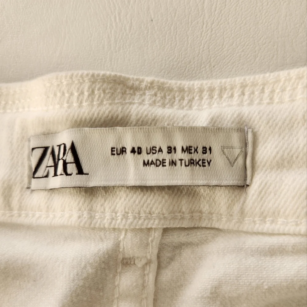 NWOT- Zara Men's White Distress Skinny Jeans - Picture 6 of 11